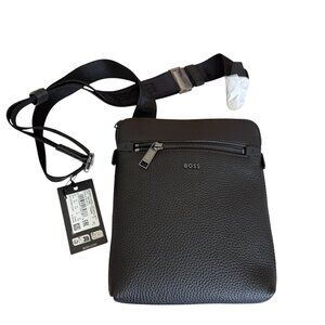 HUGO BOSS Morval_S All Leather Zip Env_O Bag 50517985 Black